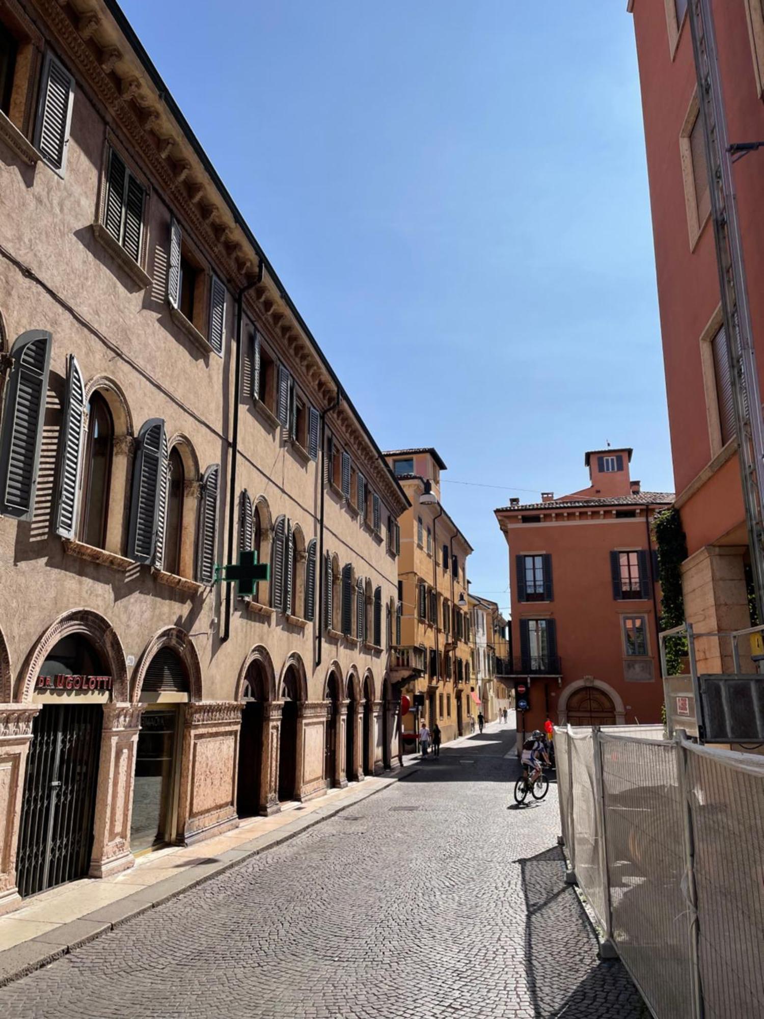 You & Me Garibaldi Home Verona Center Bagian luar foto