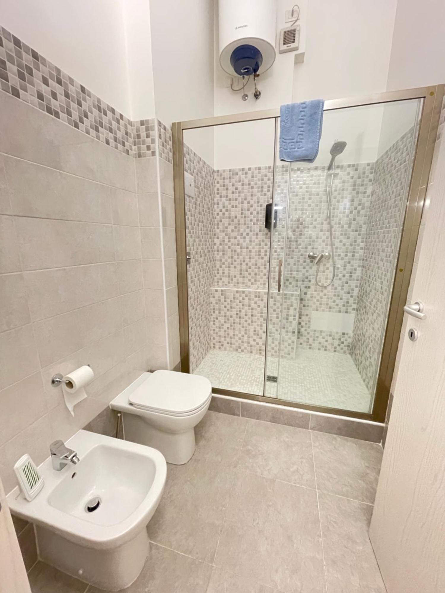 You & Me Garibaldi Home Verona Center Bagian luar foto